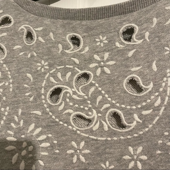 American Eagle Sweater - Picture 3 of 13